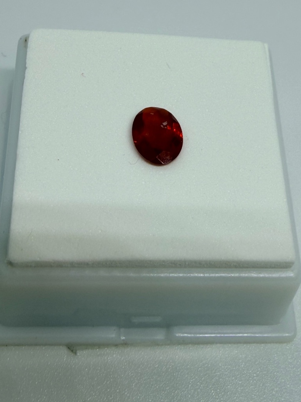 Oval Red .60 cr Faceted Mexican Cherry Fire Opal Gemstone - Picture 3 of 7